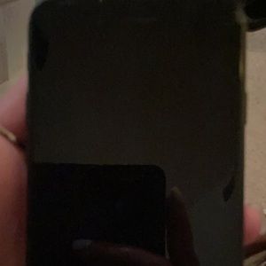 iPhone 7 32GB with charger chord!!!
